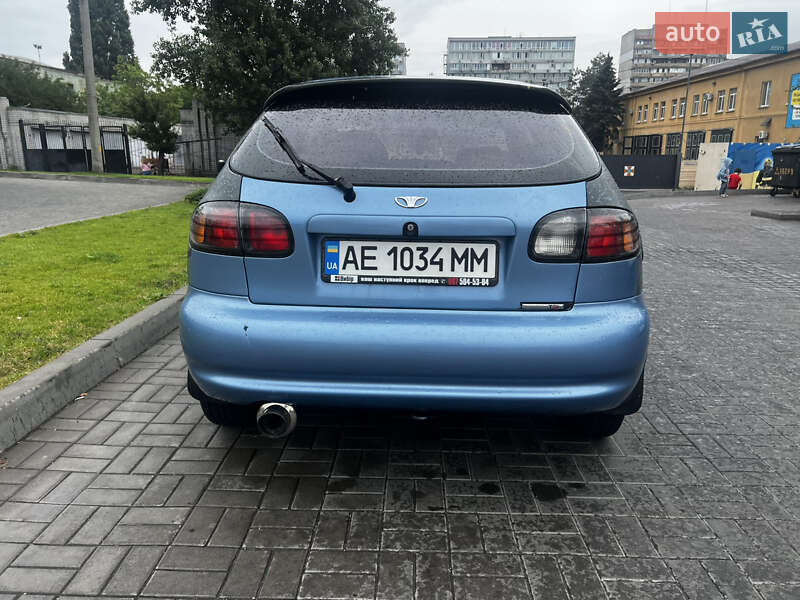 Хэтчбек Daewoo Lanos 2003 в Днепре