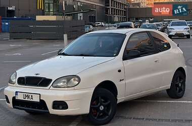 Daewoo Lanos  2002