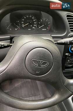 Седан Daewoo Lanos 2002 в Кривом Роге Седан Daewoo Lanos 2002 в Кривом Роге
