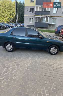 Daewoo Lanos  2004