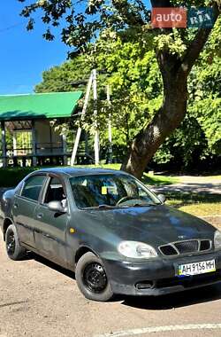 Daewoo Lanos  1998