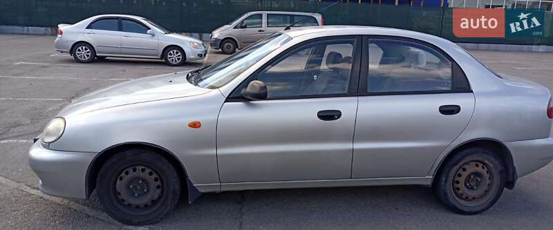 Седан Daewoo Lanos 2004 в Запоріжжі