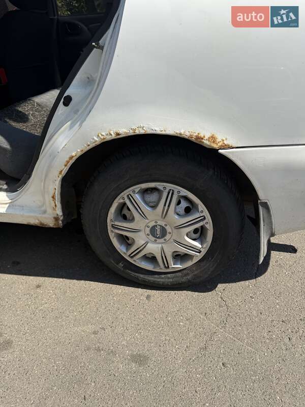 Седан Daewoo Lanos 2006 в Николаеве