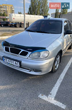 Daewoo Lanos  2002