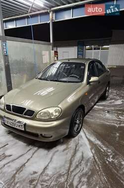 Daewoo Lanos  2003