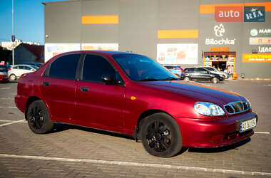 Daewoo Lanos  1998