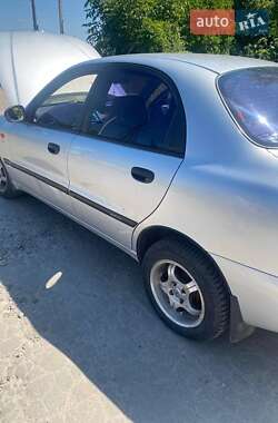 Daewoo Lanos  2008