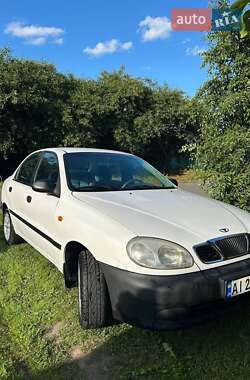 Daewoo Lanos  1998
