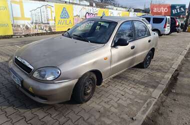 Daewoo Lanos  2011
