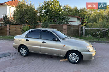Daewoo Lanos  2008