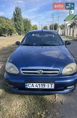 Daewoo Lanos  2010