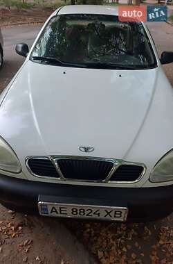 Daewoo Lanos  1998