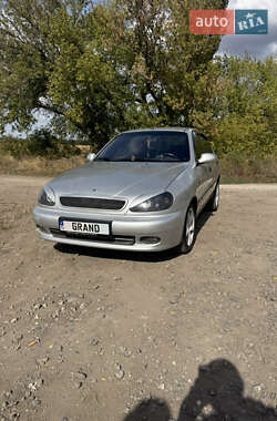 Daewoo Lanos  2005