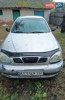 Daewoo Lanos  1998