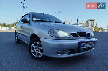 Daewoo Lanos  2003