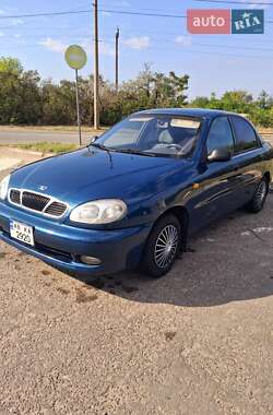 Daewoo Lanos  1998