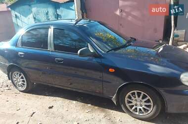 Daewoo Lanos  2004