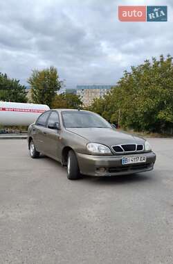 Daewoo Lanos  2002