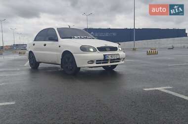 Daewoo Lanos  2003