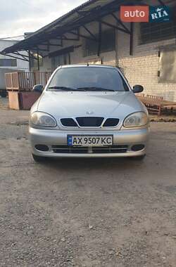 Daewoo Lanos  2005