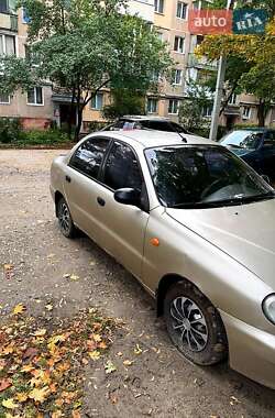 Daewoo Lanos  2008