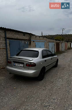 Daewoo Lanos  2003