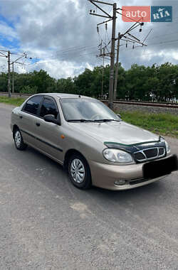 Daewoo Lanos  2004