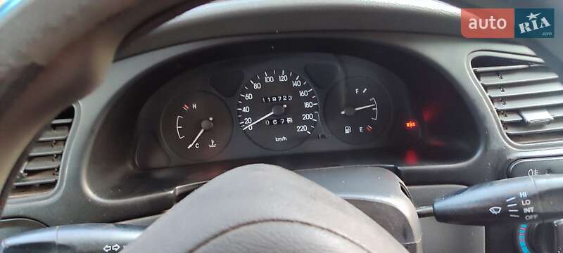 Седан Daewoo Lanos 2006 в Новгород-Северском