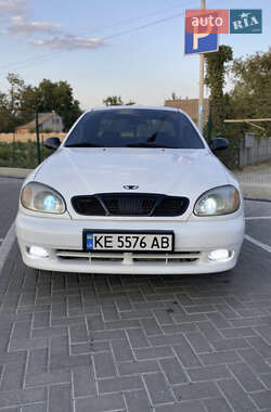 Daewoo Lanos  2002