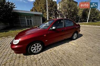 Daewoo Lanos  2002
