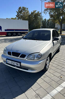 Daewoo Lanos  2009
