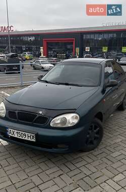 Daewoo Lanos  2002