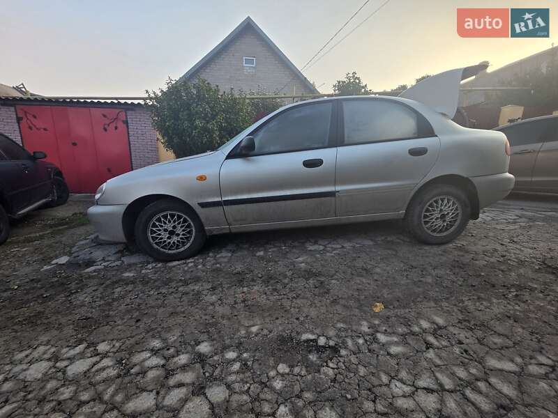 Седан Daewoo Lanos 2003 в Запорожье