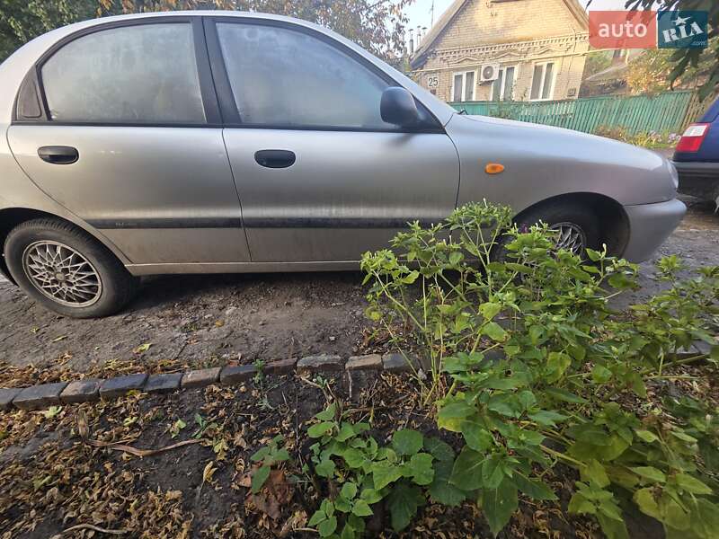 Седан Daewoo Lanos 2003 в Запорожье