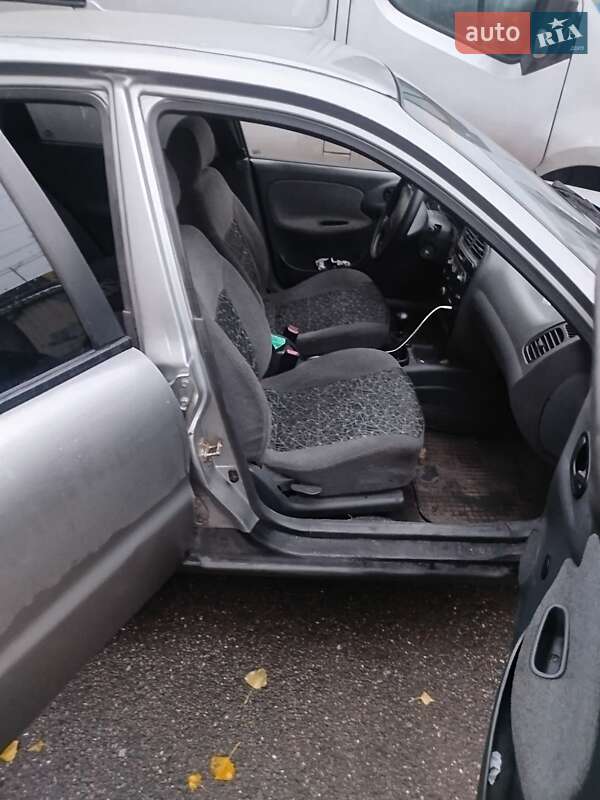 Седан Daewoo Lanos 2006 в Харькове