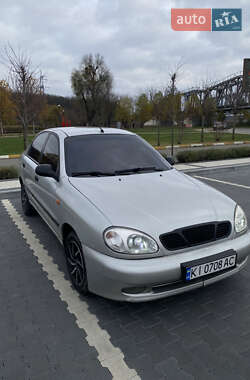 Daewoo Lanos  2002