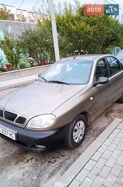 Daewoo Lanos  2005