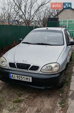 Daewoo Lanos  2002