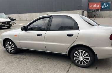 Daewoo Lanos  2006