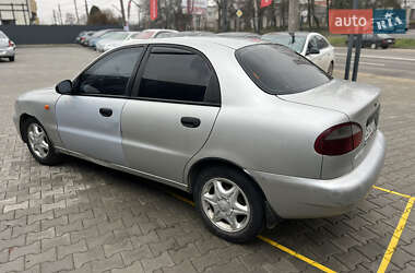 Daewoo Lanos  2003