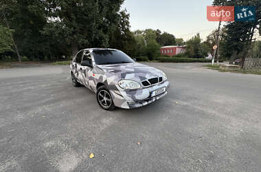 Daewoo Lanos  2011