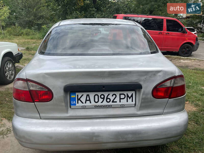 Седан Daewoo Lanos 2004 в Киеве