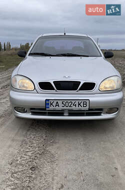 Daewoo Lanos  2002