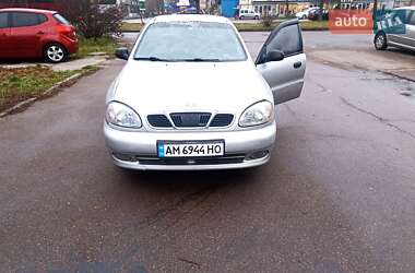 Daewoo Lanos  2002