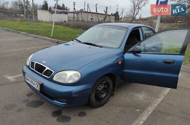 Daewoo Lanos  1998