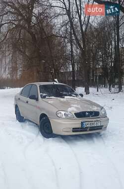 Daewoo Lanos  2004