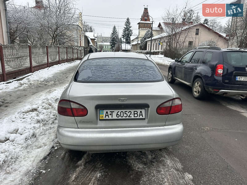 Седан Daewoo Lanos 2006 в Коломые