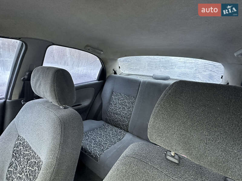 Седан Daewoo Lanos 2006 в Коломые