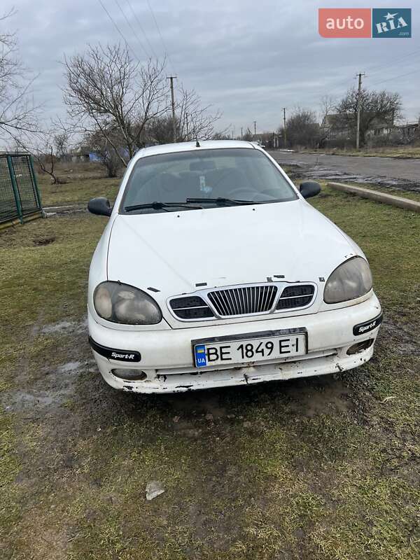 Daewoo Lanos 1998