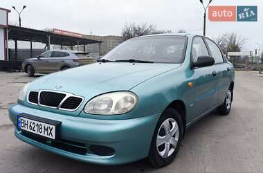 Daewoo Lanos  1998